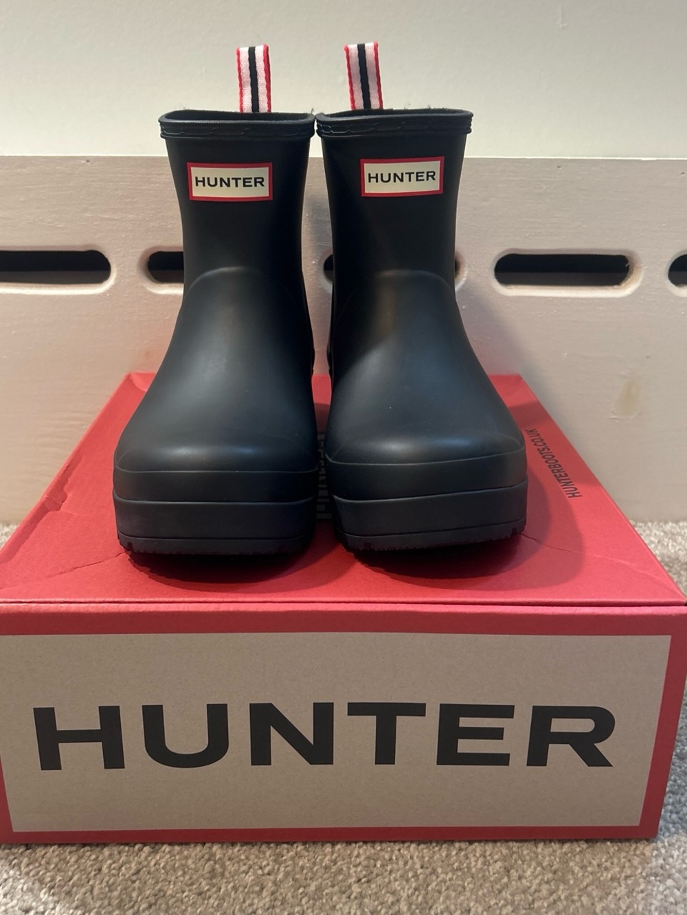 New in box women’s short play Hunter rain boots in matte Black